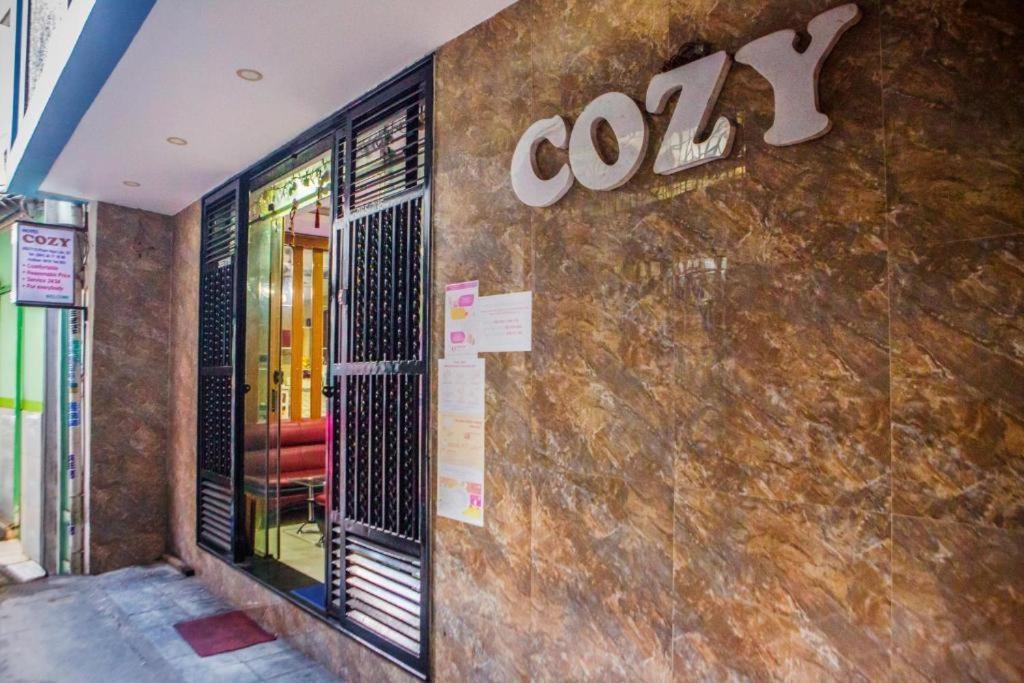 Hotel Cozy Хошимин Экстерьер фото